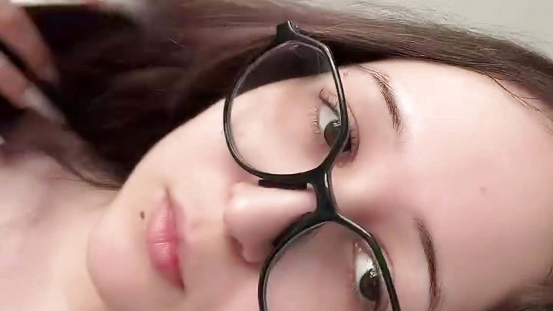 its me) - video by DeanaHands cam model