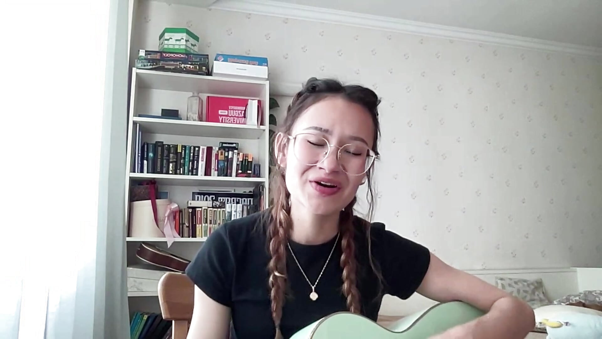 My favorite song :3 — filmik JoyceMonroe_1, modela(-lki) na kamerkach
