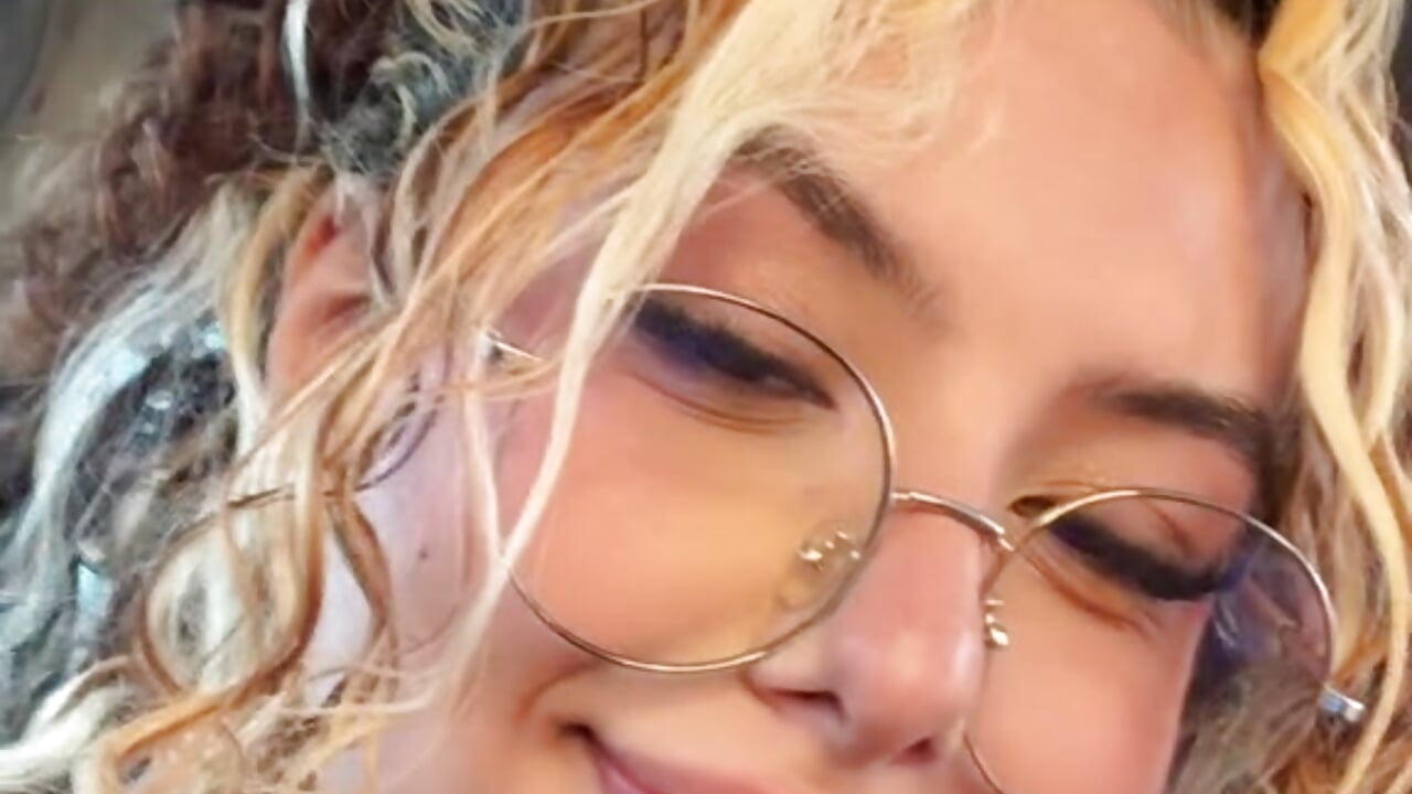 👅💦