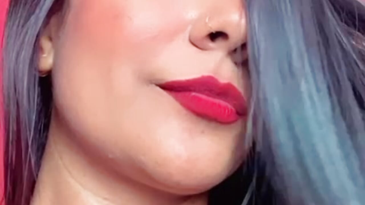 Look at me 💕 - vidéo du modèle de showcams antonella_lee_x