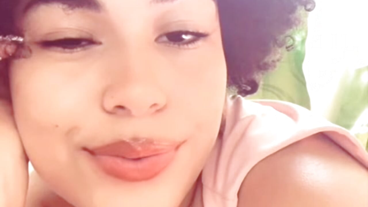 💋💤 - Video von Delilah_bless Cam-Model