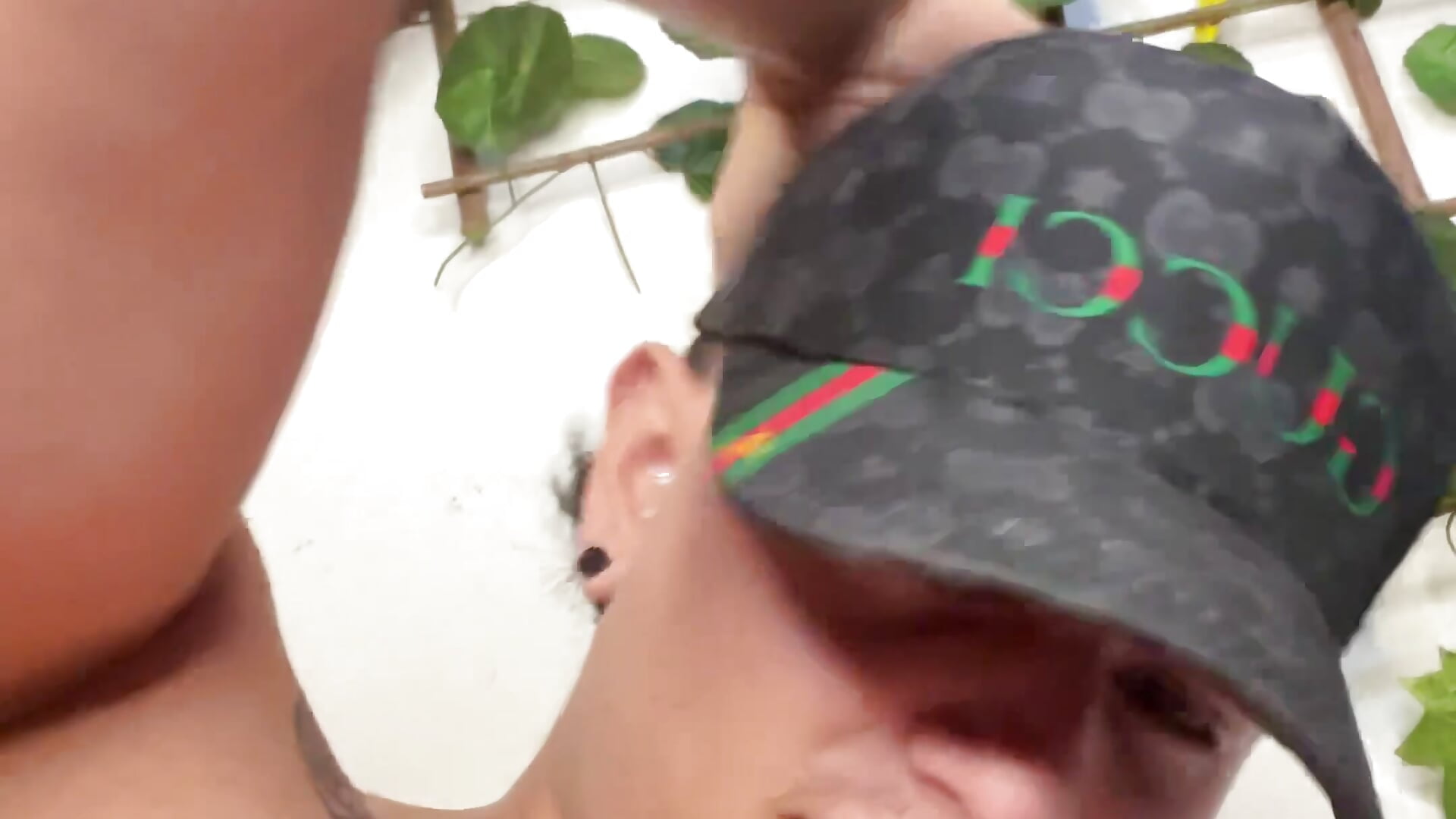 Kiss for you😍 – video modela na kameri Dirty_Dark_Devil666