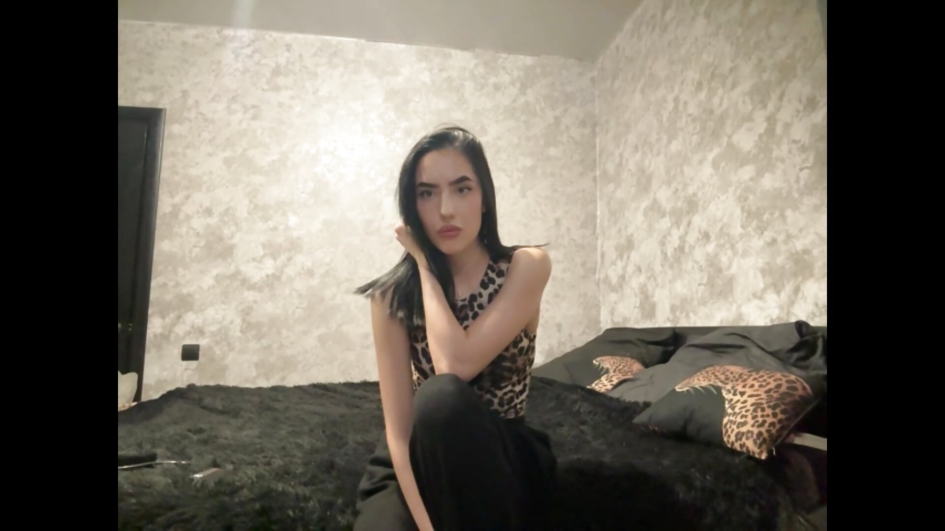 Aint_Too_Proud - video by Ailish_Loveee cam model