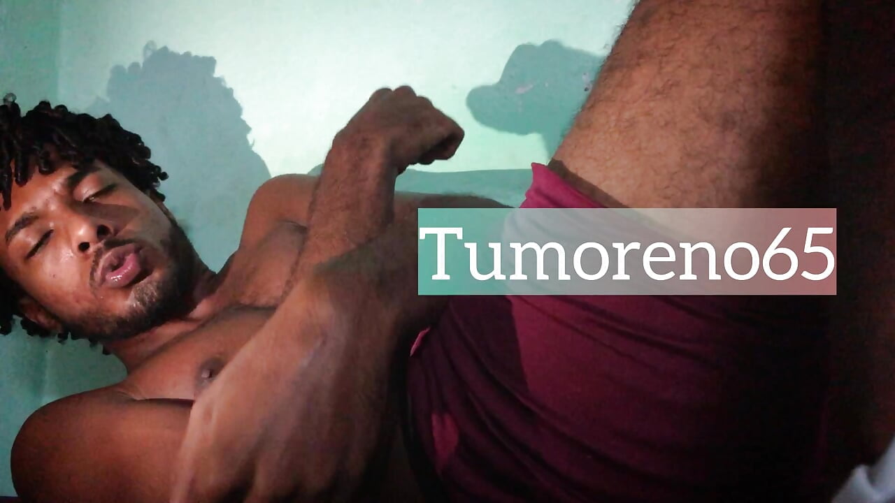 Follow tumoreno65 for video hot - Vídeo de tumoreno65, modelo de vídeos