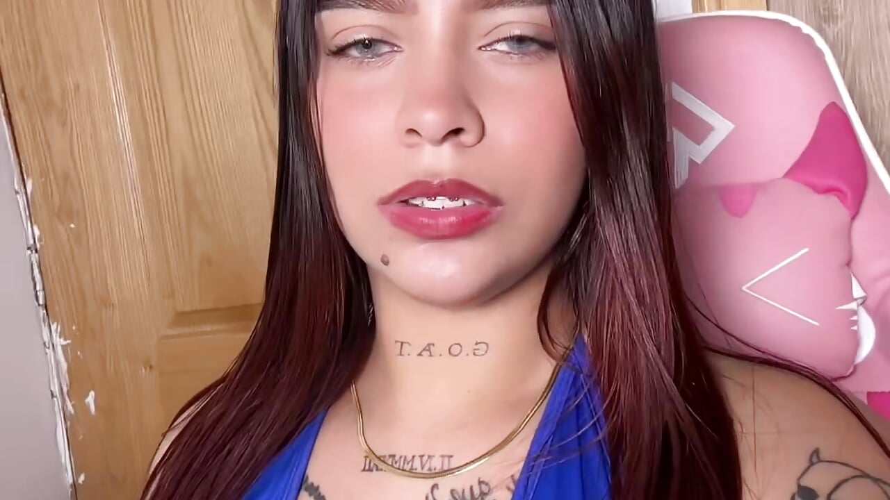 😏 - video by Selena_Grey1 cam model