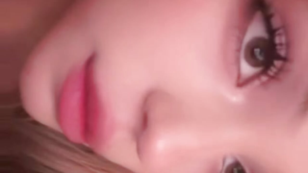 Mu eye - video by LunaHoke cam model