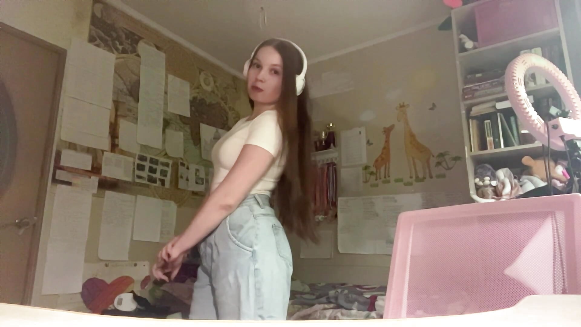 feel my body - clip cu Aileyn model videochat