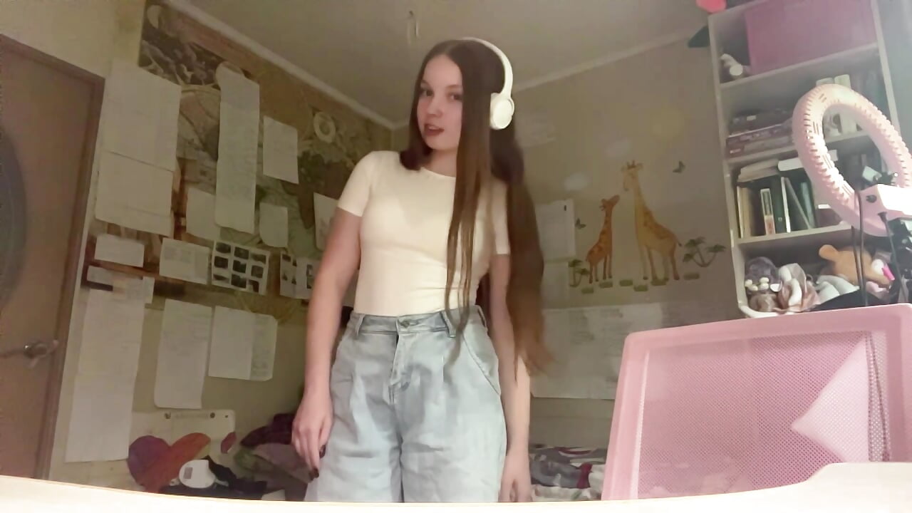 tease? - clip cu Aileyn model videochat