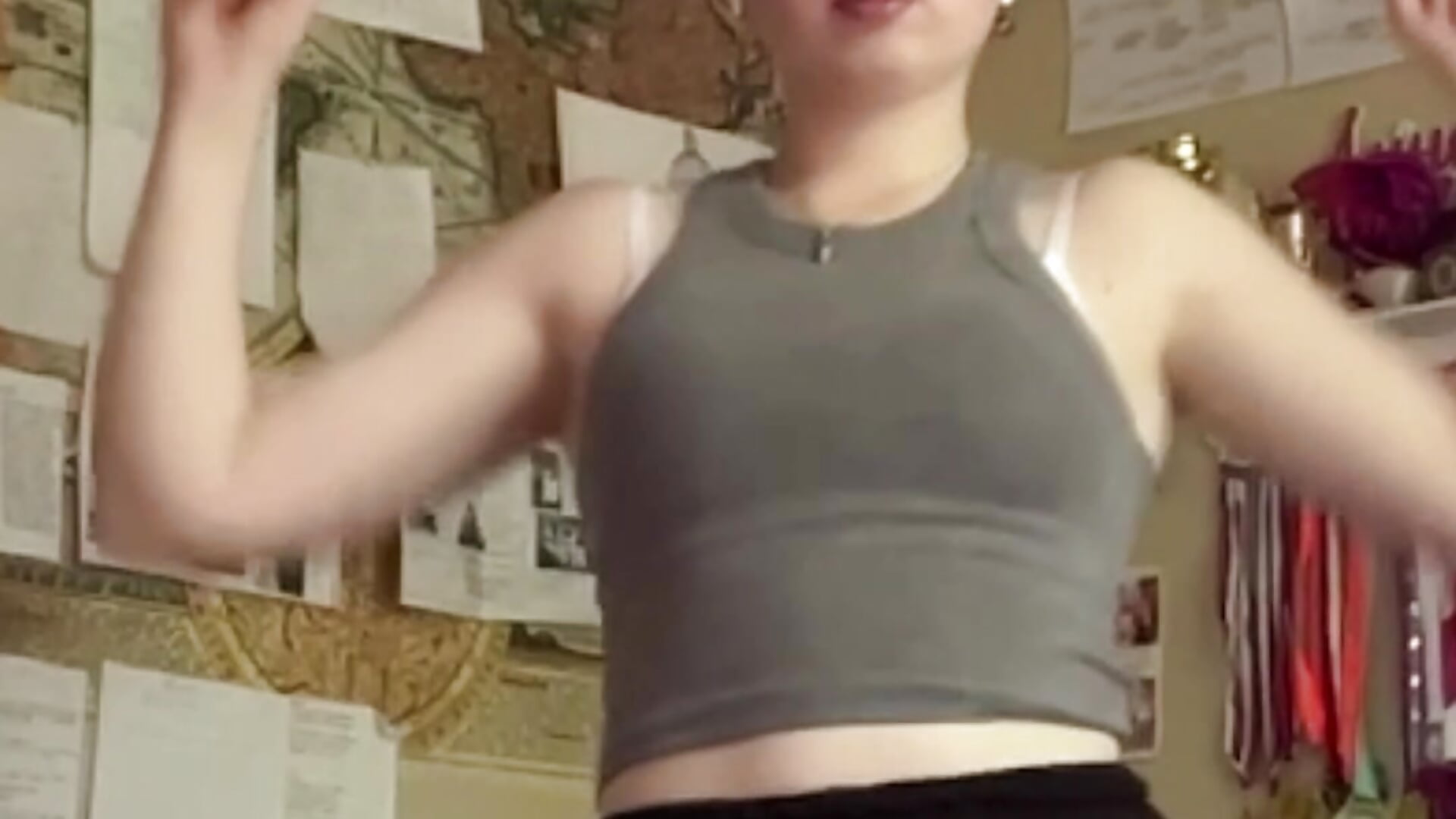a little bit dance - clip cu Aileyn model videochat