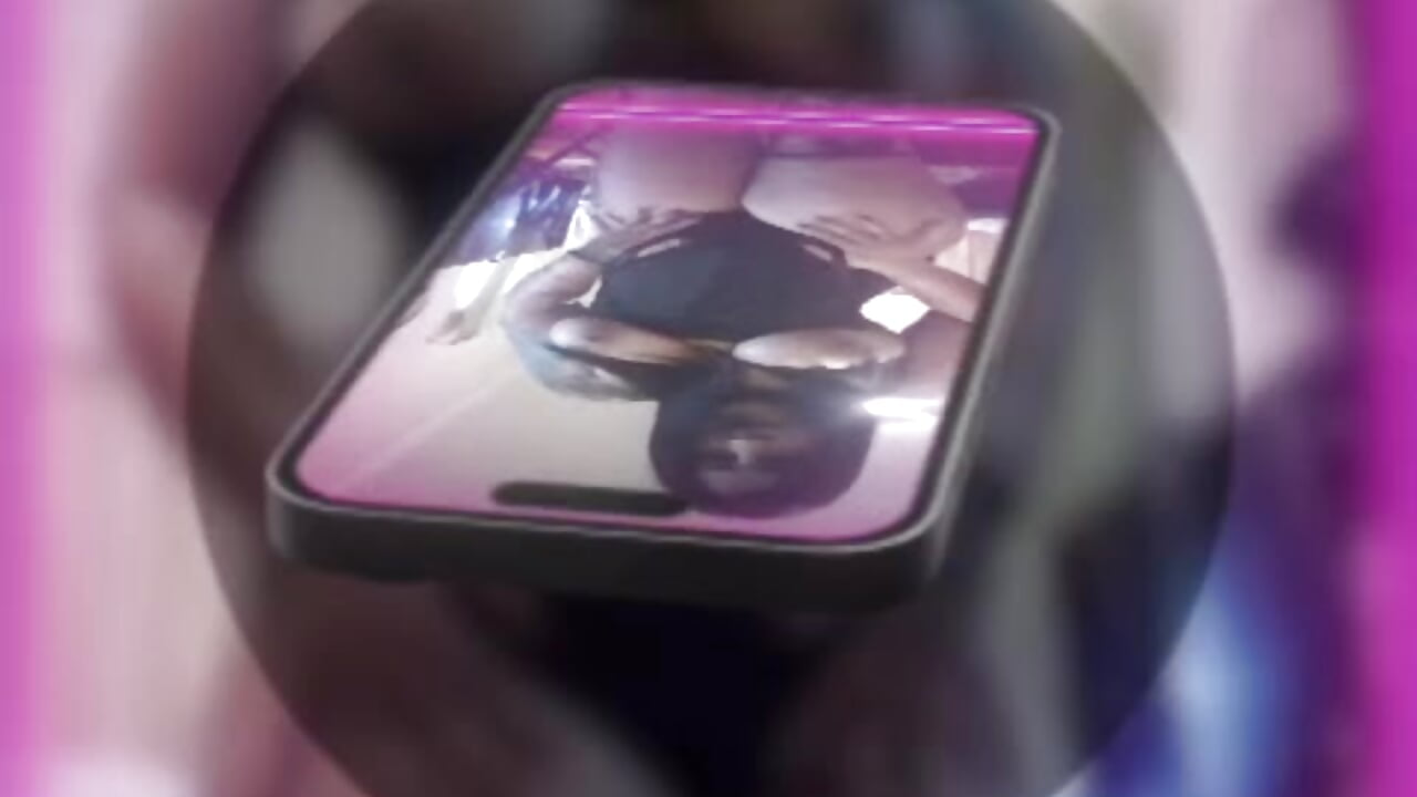 Naughty by Nature - vidéo de Naeela