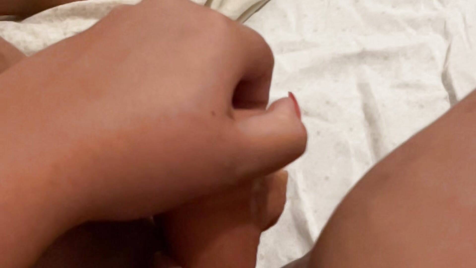 Vorresti fosse il tuo cazzo? guarda come scivola bene sto dildo - відео від вебкаммоделі LaMissHotV