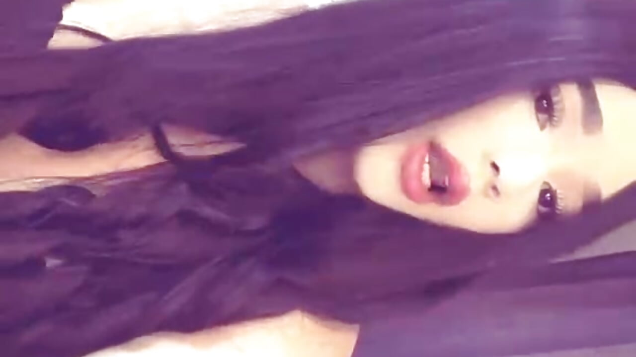 🌸 - video by niky_hamilton cam model