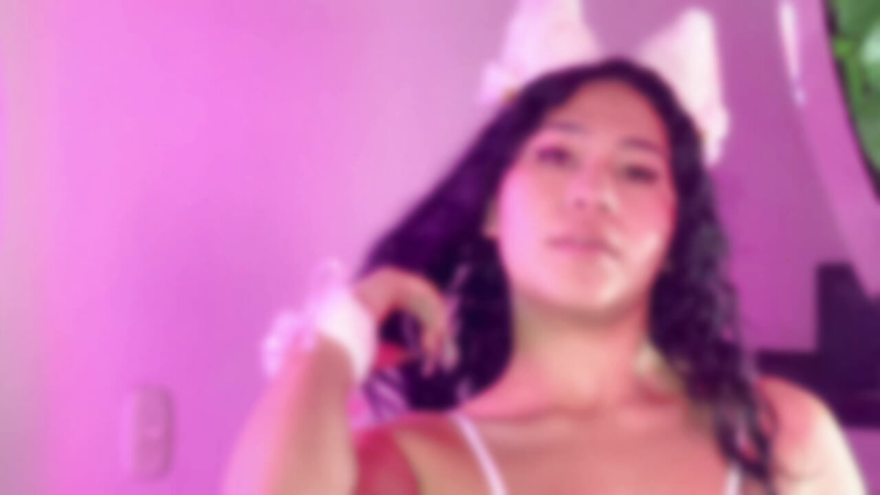 🍑🥰😘 - vídeo de la modelo de cam camila_velvet_
