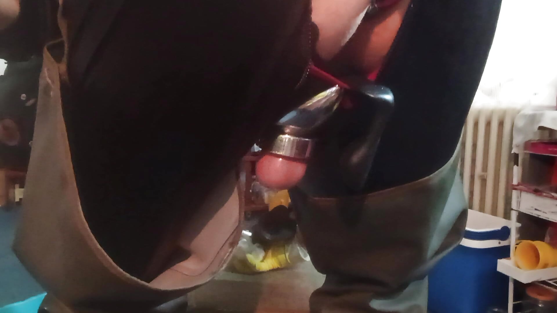 Dildo - відео від вебкаммоделі RubberFetischem