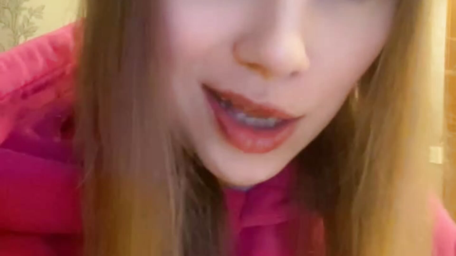 me - clip cu lolalitte model videochat