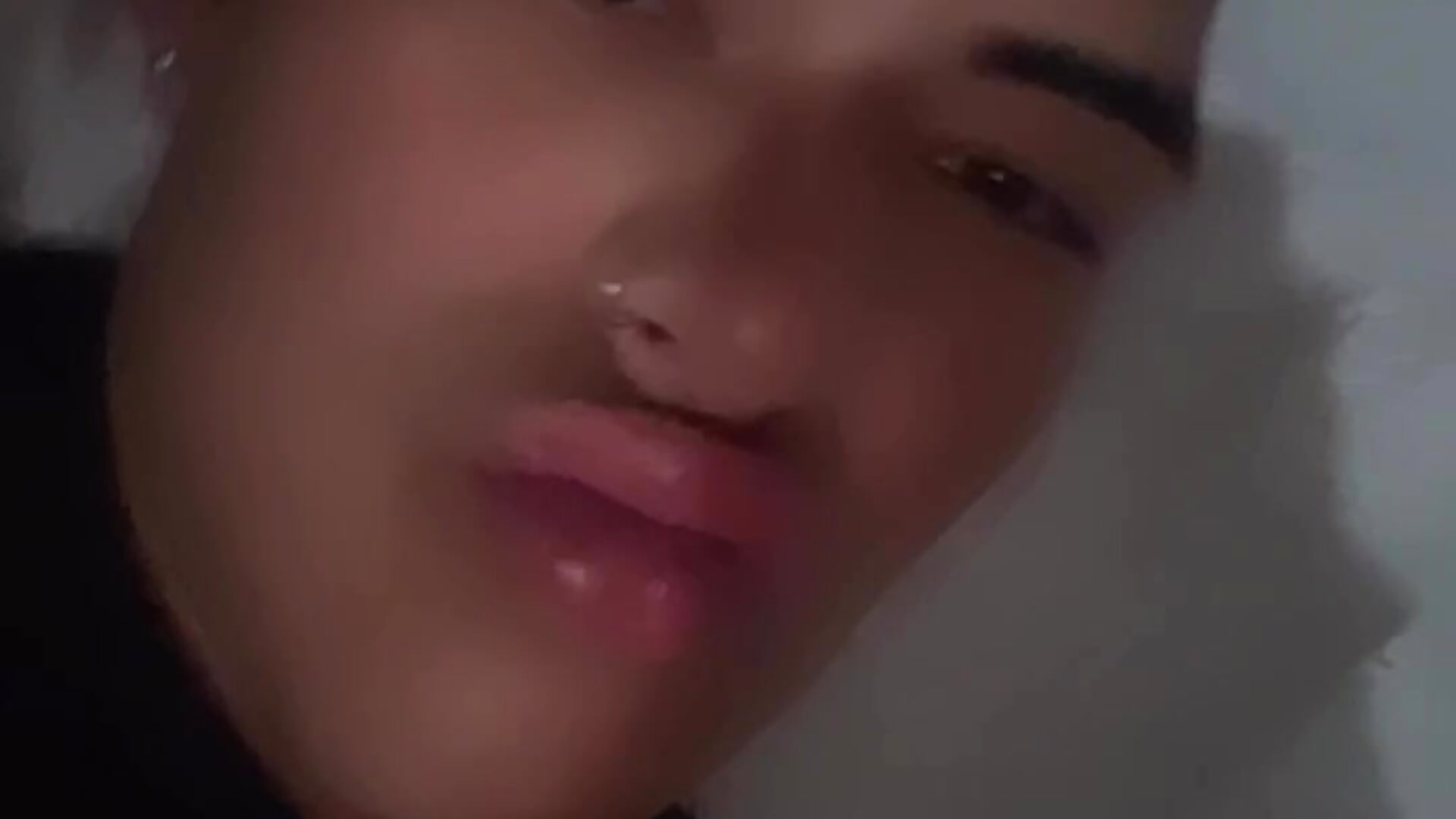 bf7eb50e04df4ff9915f8c0dc50af0e5 - video by SecrettVibes cam model