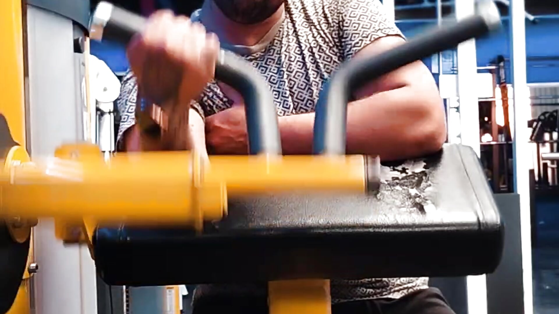 Entrenando - video by Barbonmexa cam model