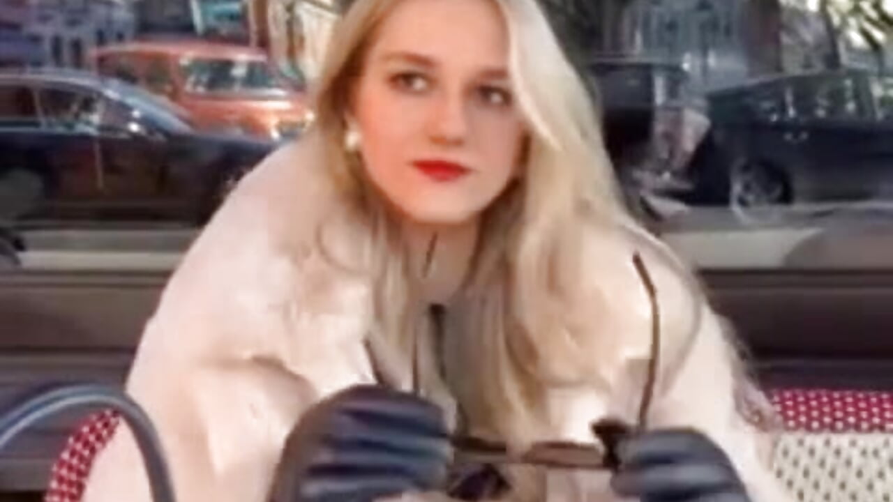 Me - video by Chloe-Deccer cam model