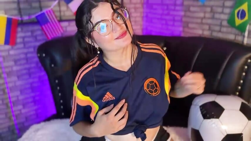 SEXY GIRL🥵 - video Adda_rousse kameramallilta