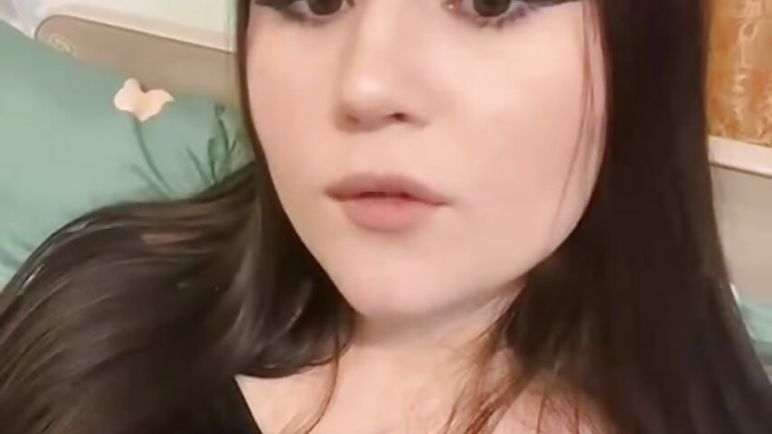 lucy – video od webkamerové modelky LucyMuur
