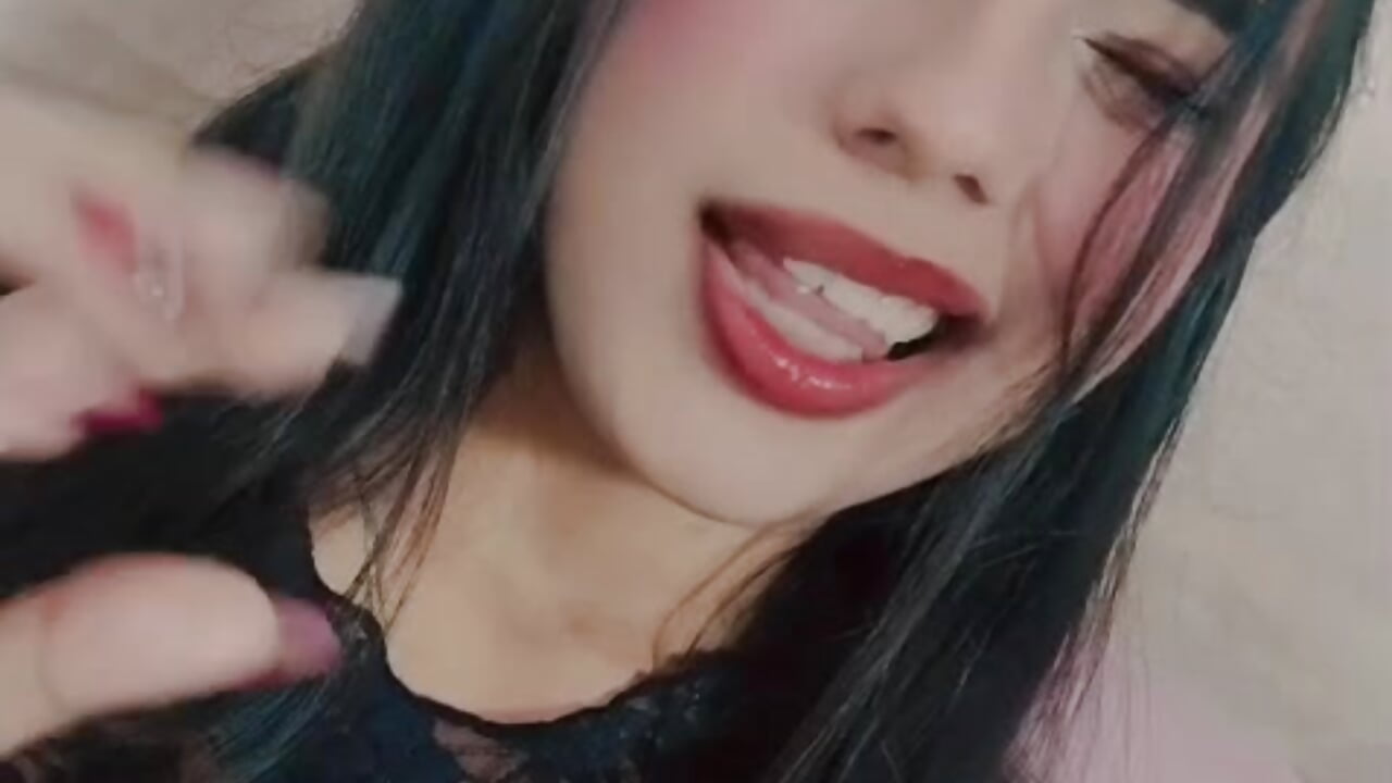 💖 - clip cu WarmVenezuelanGirl model videochat