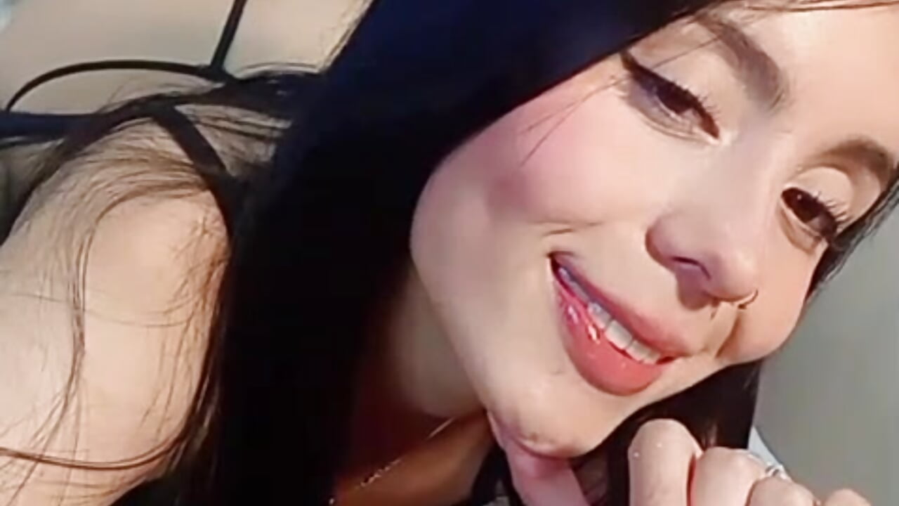 chica sexy - video by Meganbosch cam model