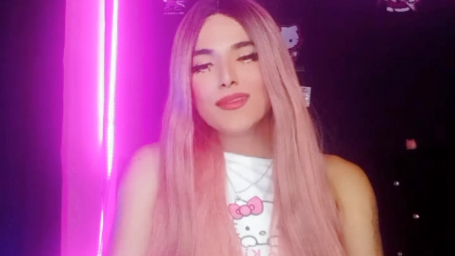 Vídeo em tendência de modelo na câmara madame_kitty 9437