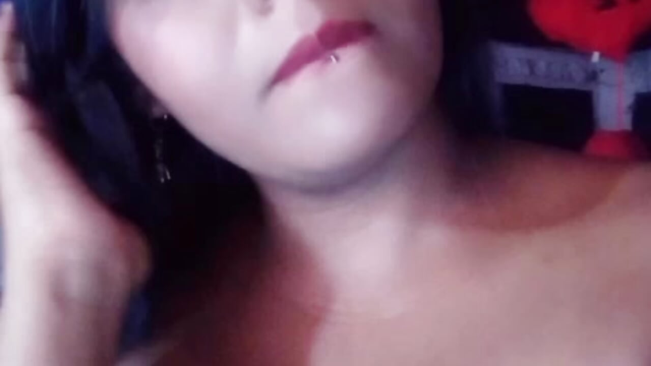 WhatsApp Video 2026-06-18 at 12,16,38 AM - video by ViolettaHot_35 cam model