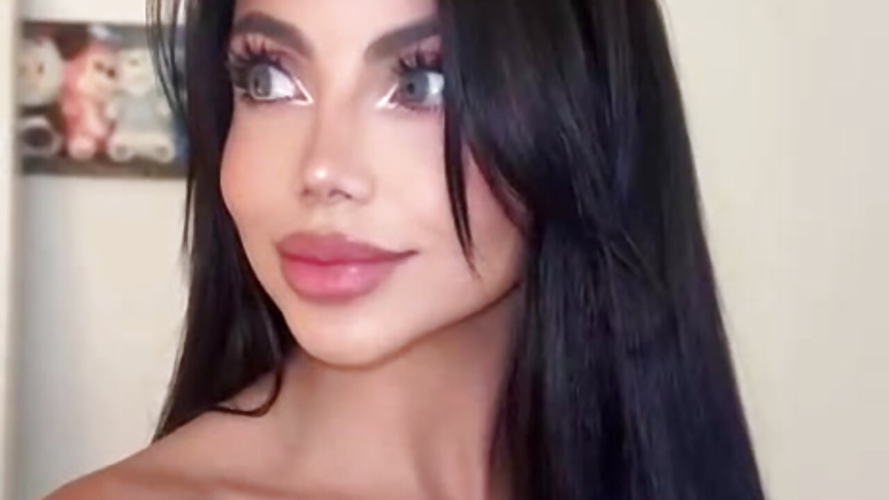 💙 - video Mariale__ kameramallilta