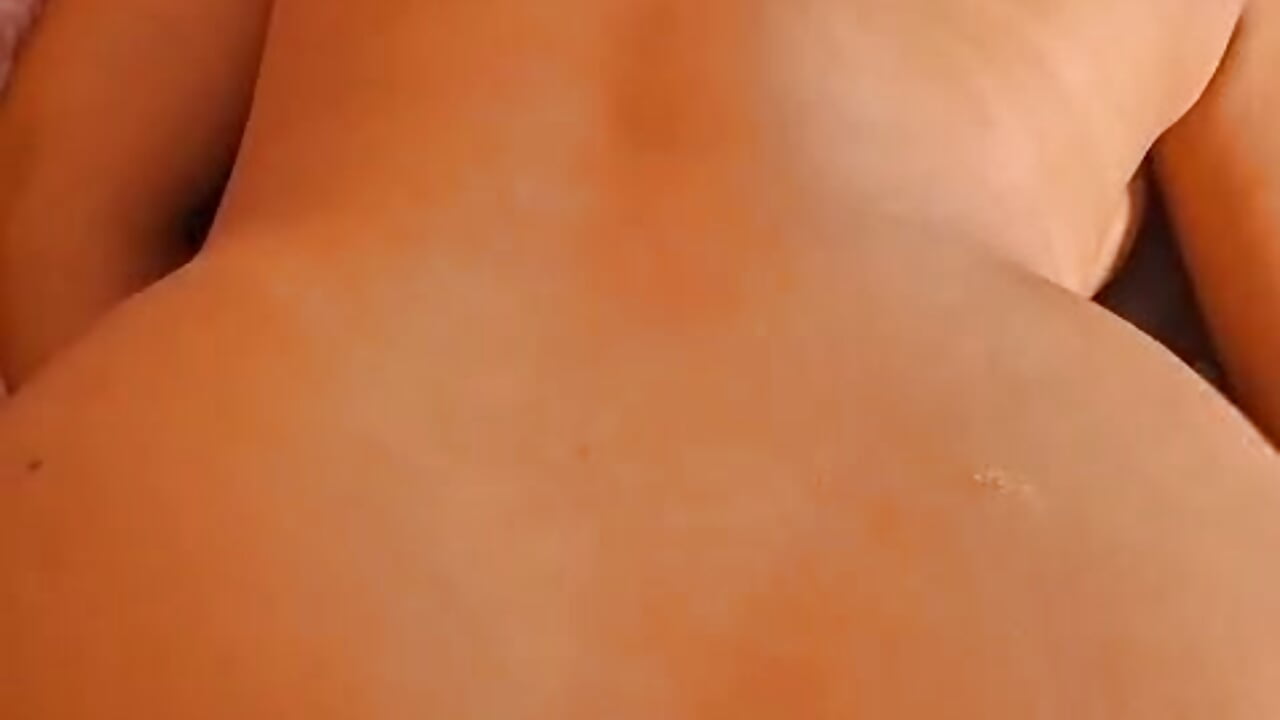 ANAL - video oleh model kamera TaylorAndThalia