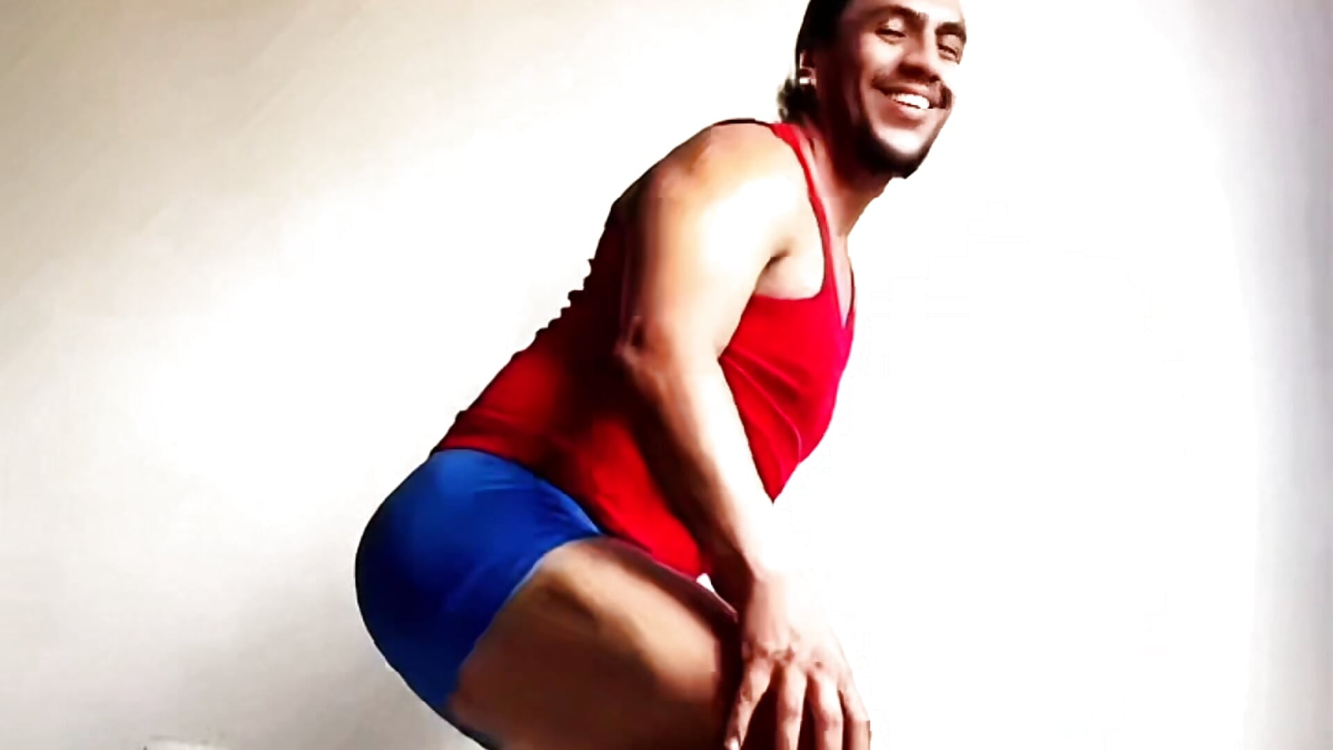 ELECTRO MUSIC DANCE - video by ImperialBalloon222 cam model