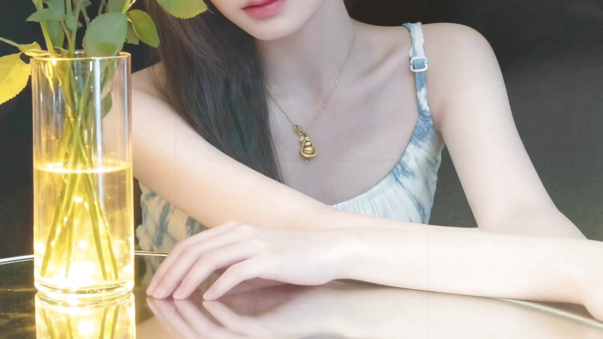 用心直播，感谢每一位相遇的朋友。 - video by Vivi2222vivi cam model