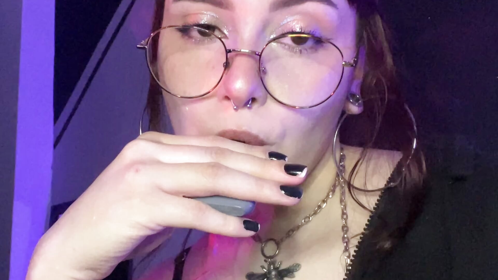 muak - فيديو من Allissa_Noir موديل الكام