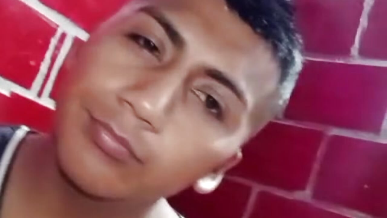 WhatsApp Video 2026-06-07 at 12,23,57 AM - clip cu Stev_men model videochat
