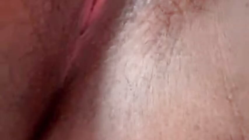1000595085 – video modela na kameri Sexyqueenameliya