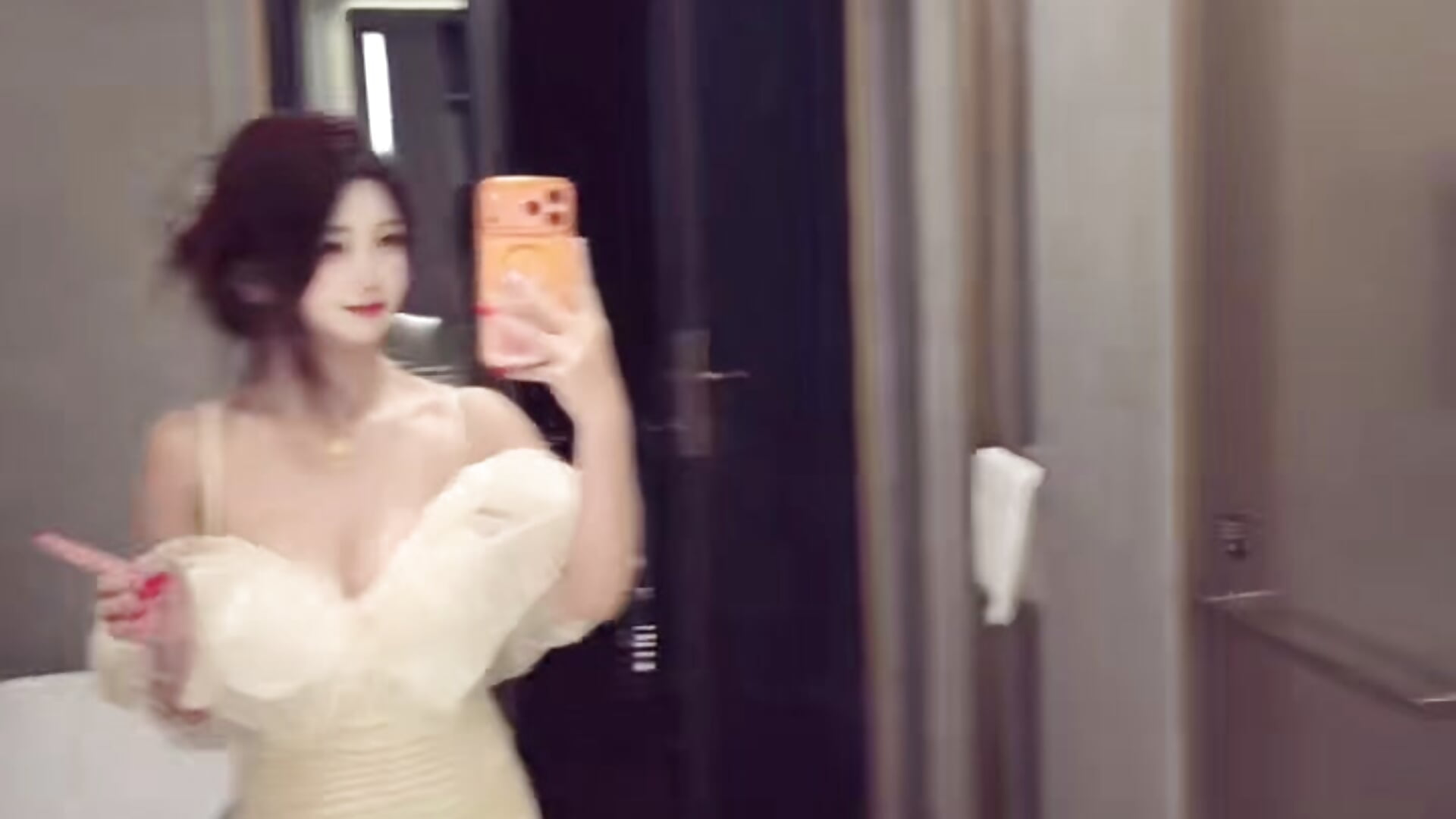 你的小倩 - video của người mẫu cam Sunny-913