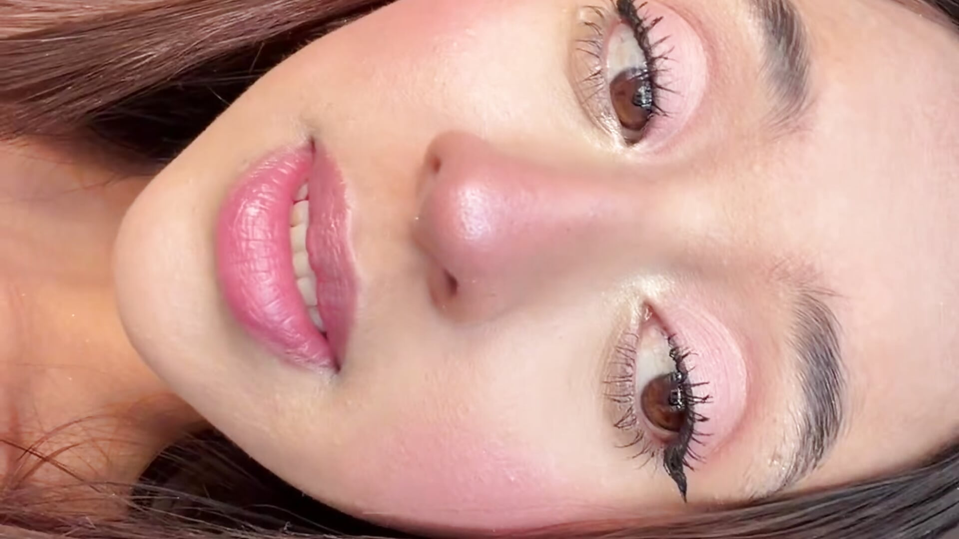 Hiii - video by matias_karoll cam model