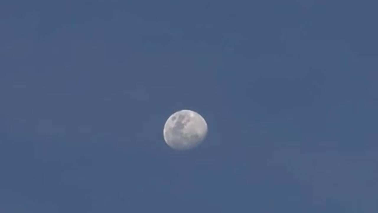 i love moon - Vídeo de maximo_2019, modelo de vídeos