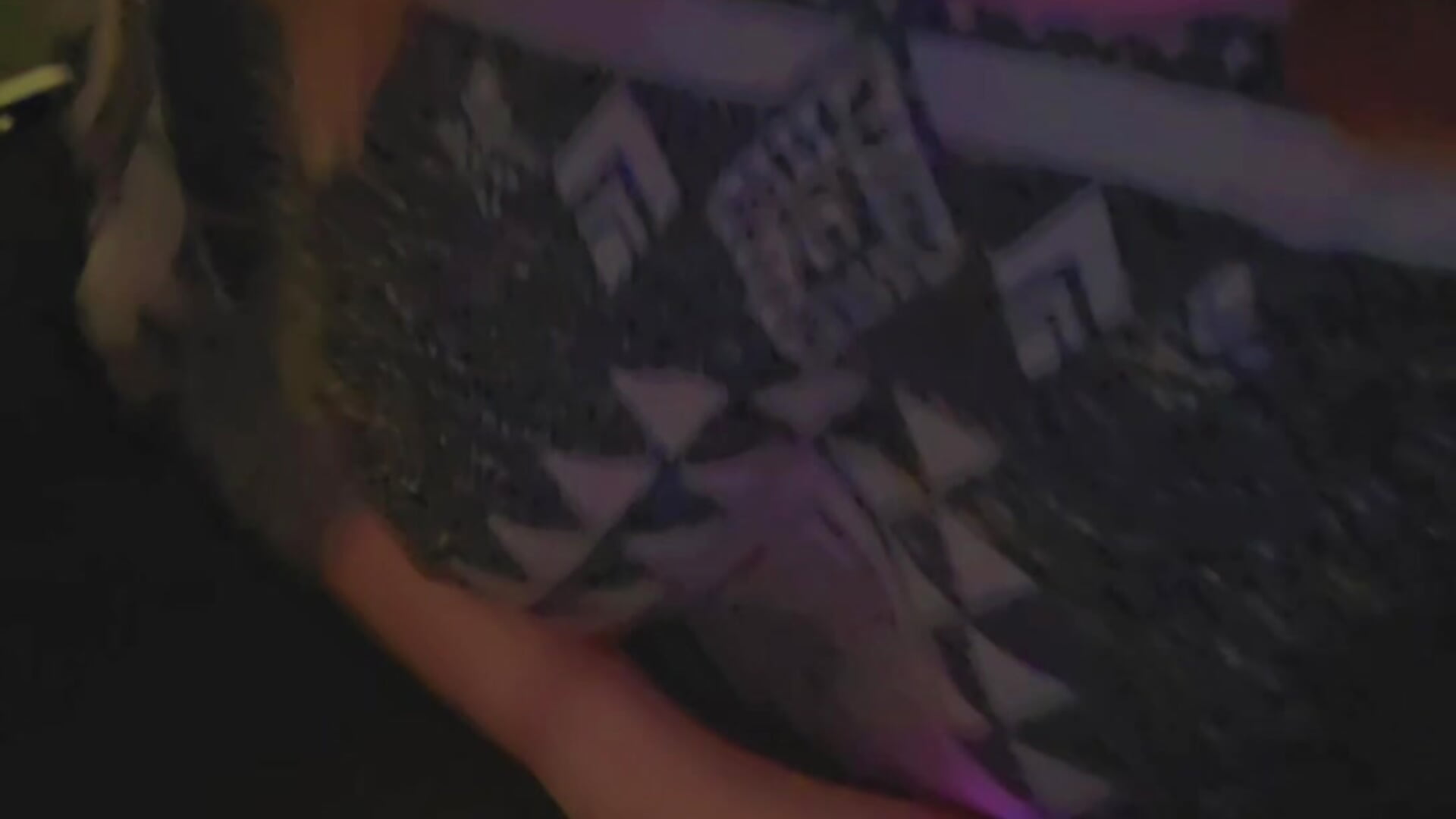 👀 Live now!~ Wanna see underneath?~ This week is your only chance~ 😜 – video modela na kameri KittenClawGamer
