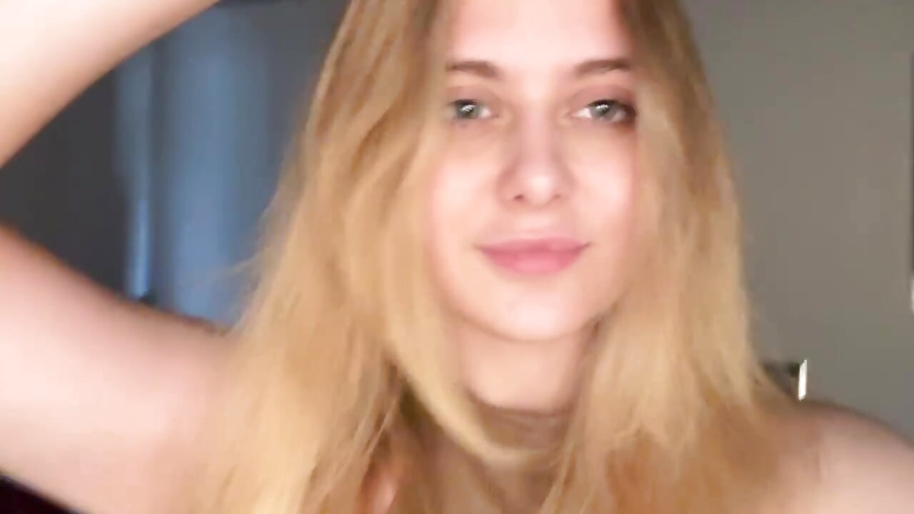 flirting  👌💕 — filmik blonde_kellyy, modela(-lki) na kamerkach