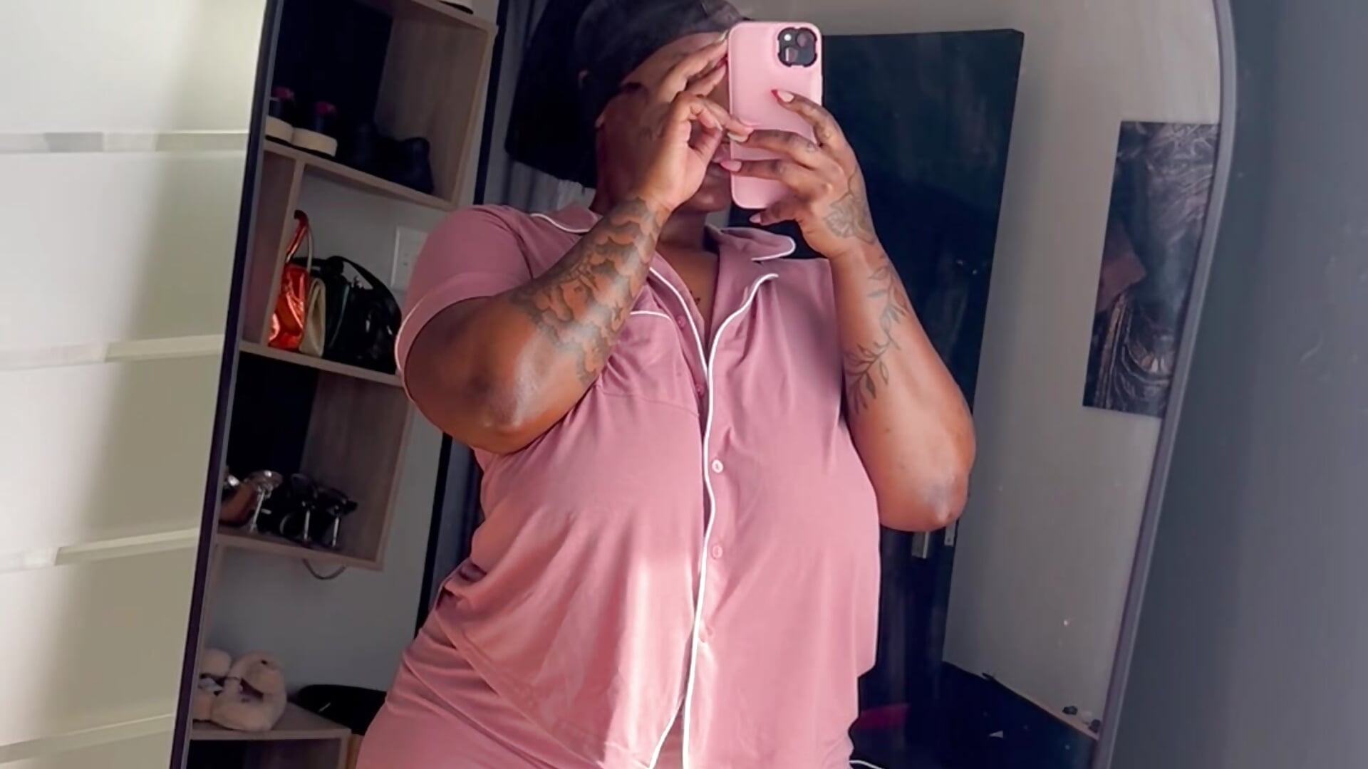 💕🥵🥵 - video by tattooThickladyX cam model