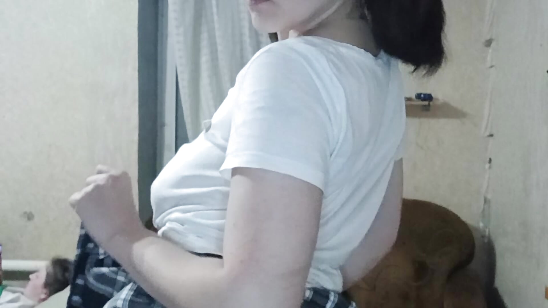 1000058122 - video oleh model kamera Push_ok23