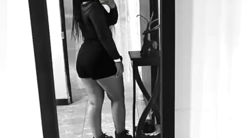 me - video by ninaluxx cam model