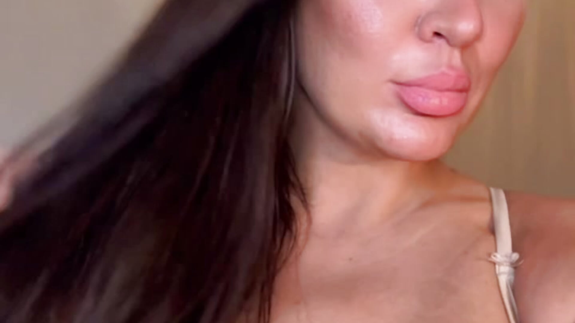 41535019-FBAA-4B7A-B756-E018ECCA3BE3 – video od webkamerové modelky Miss-Mila