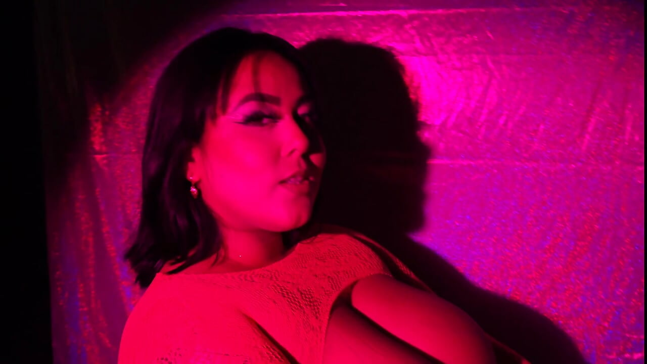🍒😋Between light and shadow, discover my wildest side - βίντεο μοντέλου Pamela_tomas