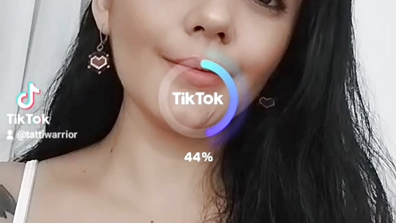 IA .... How i look???? Lety me now in comments - video by LauraToro_ cam model