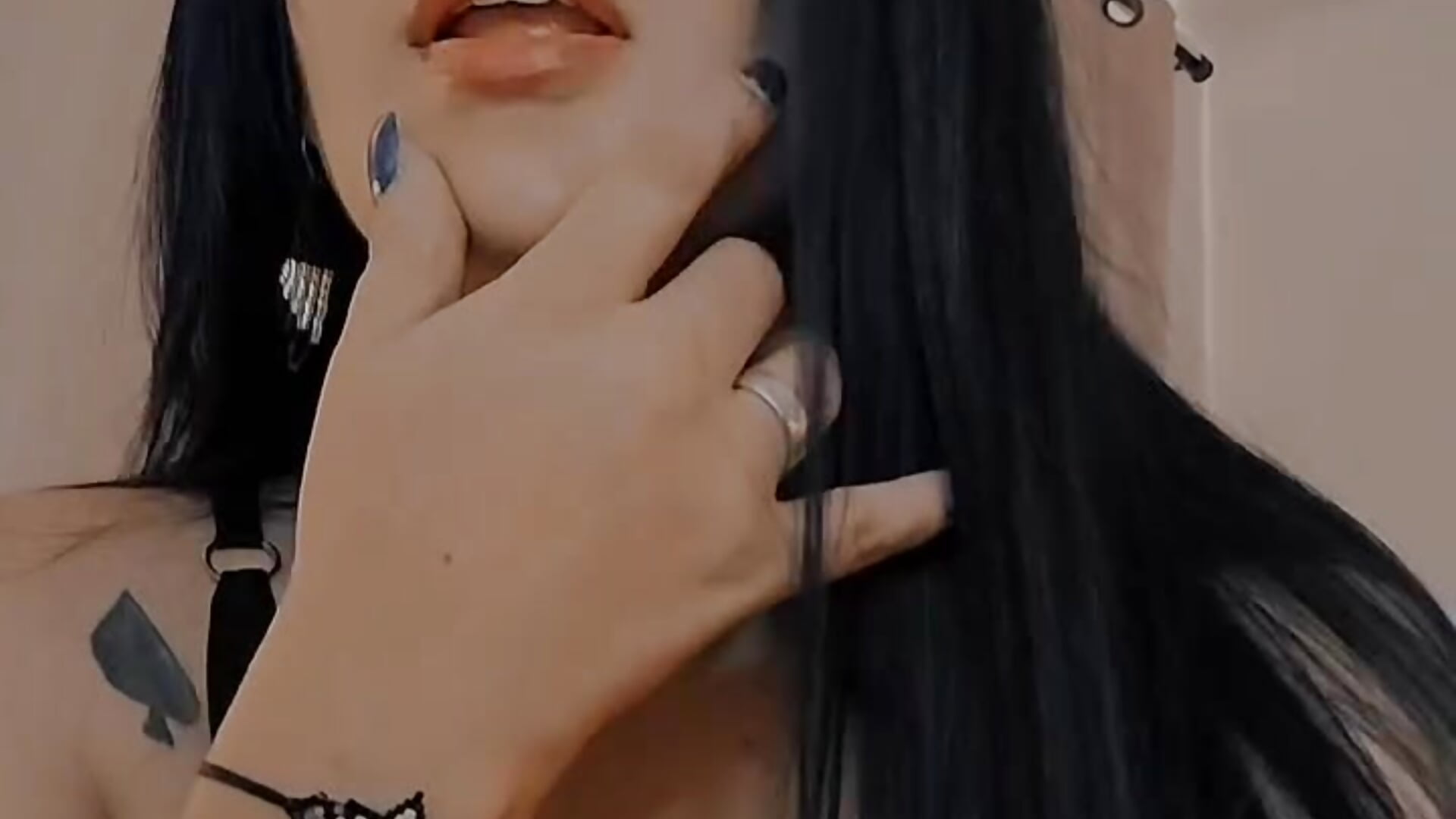 Let's chat!!! - video by LauraToro_ cam model