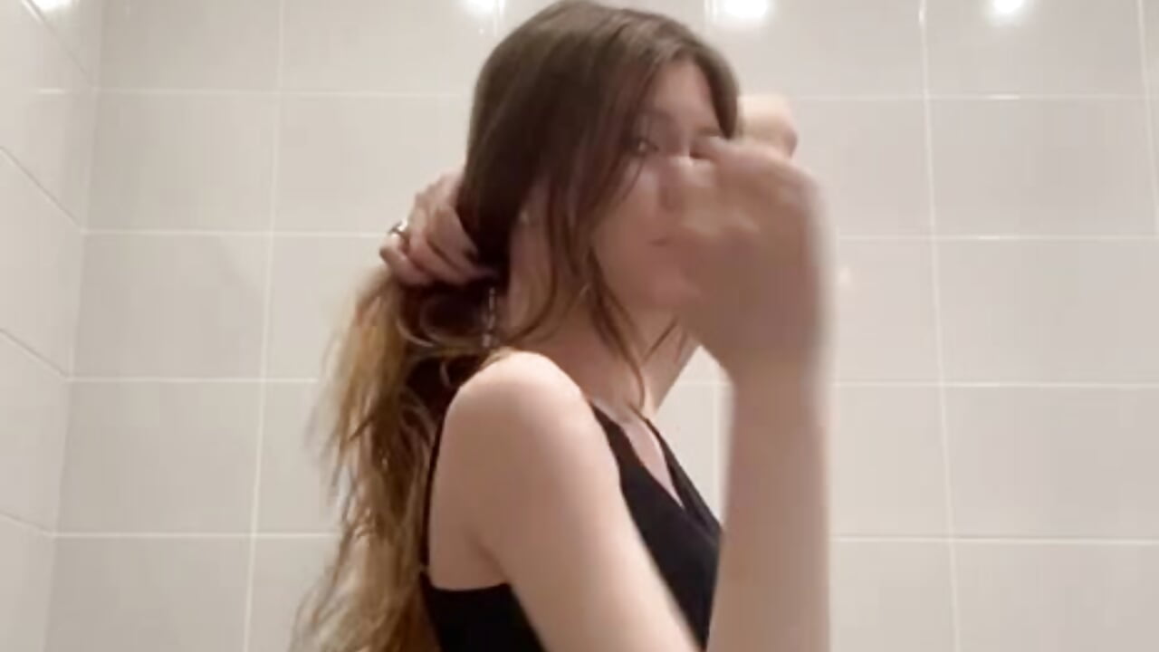 cute - video di Juleeton modella di cam