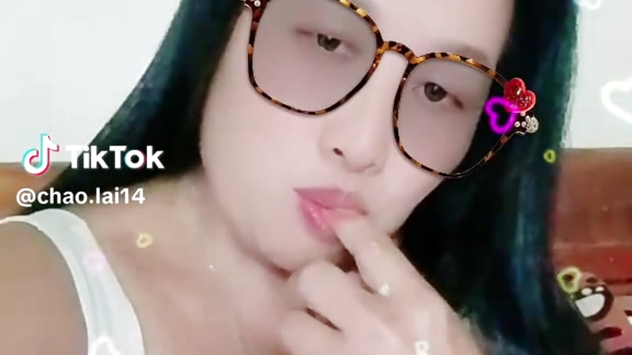 v24044gl0000da0ihpfog65kb7iuhhu0 – video af lylylai cam-model