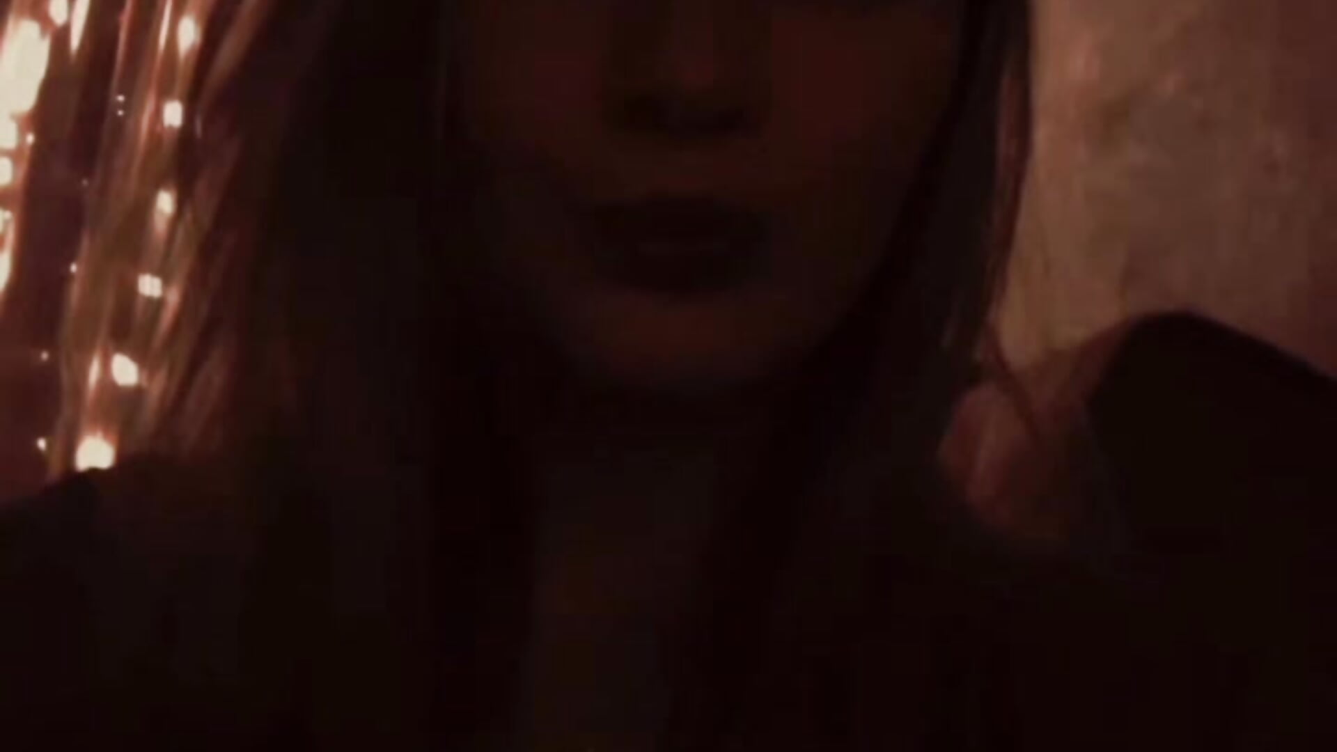 Night vibe – video af DarleenWarrior cam-model